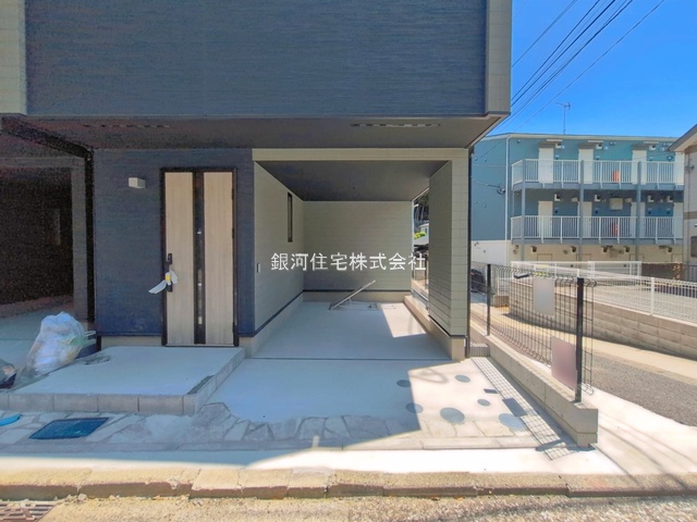 G00393441 神奈川県横浜市栄区笠間５丁目 新築一戸建て 5598万円 土地面積59.61m² (約18.03坪) 建物面積100.09m² (約30.27坪) 間取り３ＬＤＫ 築年月2026年05月(築１年以内)【外観12】