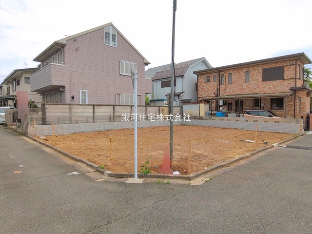 G00393534 東京都東久留米市氷川台２丁目 新築一戸建て 4490万円 土地面積87.83m² (約26.56坪) 建物面積70.38m² (約21.28坪) 間取り３ＬＤＫ 築年月2026年07月【外観4】
