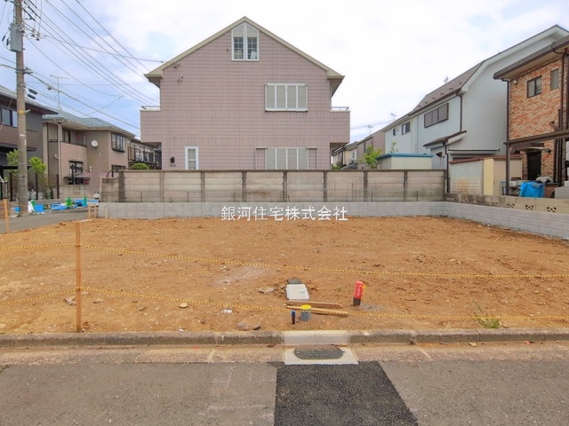 G00393534 東京都東久留米市氷川台２丁目 新築一戸建て 4490万円 土地面積87.83m² (約26.56坪) 建物面積70.38m² (約21.28坪) 間取り３ＬＤＫ 築年月2026年07月【外観10】