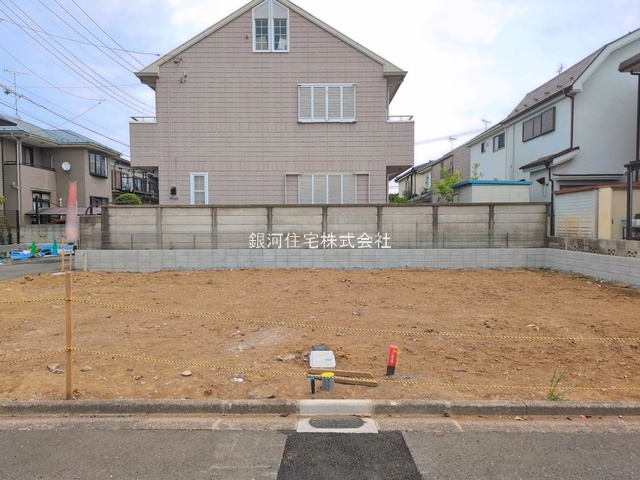 G00393535 東京都東久留米市氷川台２丁目 新築一戸建て 4190万円 土地面積87.23m² (約26.38坪) 建物面積69.14m² (約20.91坪) 間取り３ＬＤＫ 築年月2026年07月【外観11】