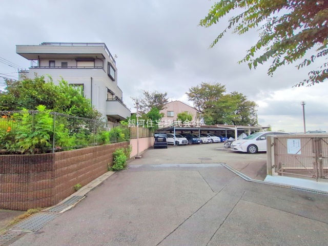 G00393629 神奈川県横浜市港北区日吉本町２丁目 中古マンション 5999万円 専有面積74.04m² (約22.39坪) 間取り３ＬＤＫ 所在階2階 築年月1996年03月(築30年)【外観8】