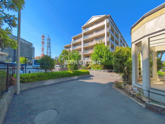 G00393630 東京都八王子市子安町１丁目 中古マンション 5399万円 専有面積72.90m² (約22.05坪) 間取り３ＬＤＫ 所在階6階 築年月1998年01月(築28年)【外観11】