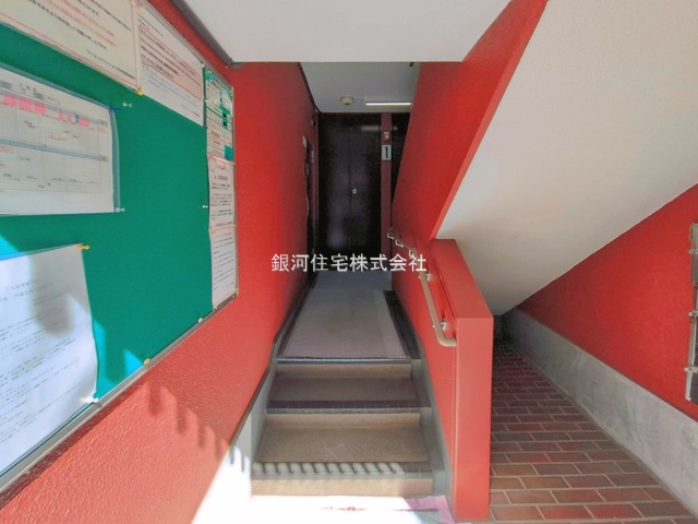 G00393637 神奈川県横浜市戸塚区平戸１丁目 中古マンション 1599万円 専有面積55.53m² (約16.79坪) 間取り２ＬＤＫ 所在階2階 築年月1981年09月(築44年)【外観13】