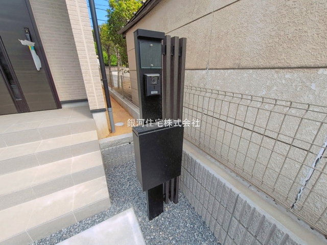 G00393647 千葉県習志野市秋津４丁目 新築一戸建て 4730万円 土地面積109.90m² (約33.24坪) 建物面積95.63m² (約28.92坪) 間取り３ＬＤＫ 築年月2026年04月(築１年以内)【外観6】