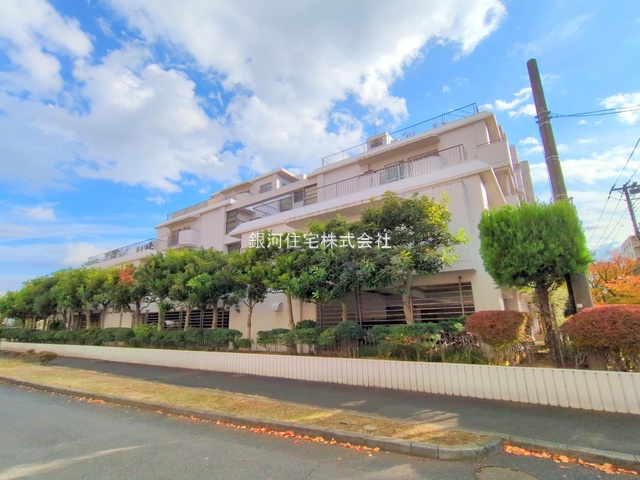 G00393672 東京都三鷹市下連雀９丁目 中古マンション 4680万円 専有面積69.39m² (約20.99坪) 間取り３ＬＤＫ 所在階1階 築年月1979年03月(築47年)【外観12】