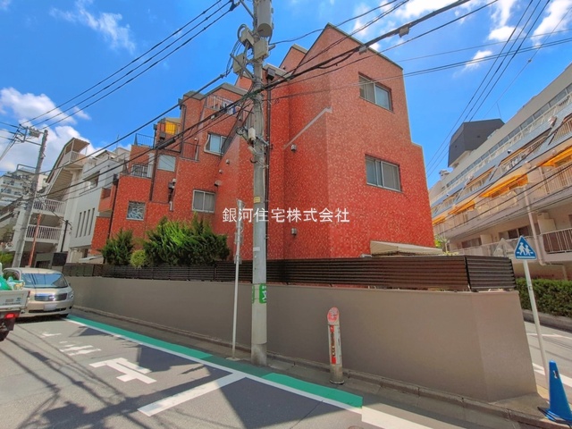 G00393686 東京都渋谷区代々木４丁目 中古マンション 6690万円 専有面積46.10m² (約13.94坪) 間取り１ＬＤＫ 所在階4階 築年月1977年12月(築48年)【外観6】