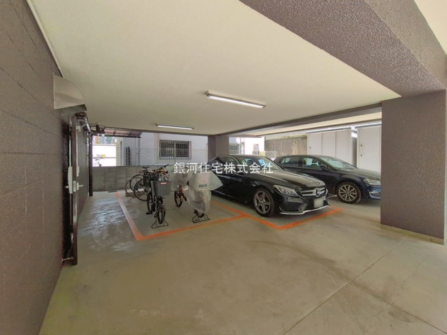 G00393686 東京都渋谷区代々木４丁目 中古マンション 6690万円 専有面積46.10m² (約13.94坪) 間取り１ＬＤＫ 所在階4階 築年月1977年12月(築48年)【外観9】