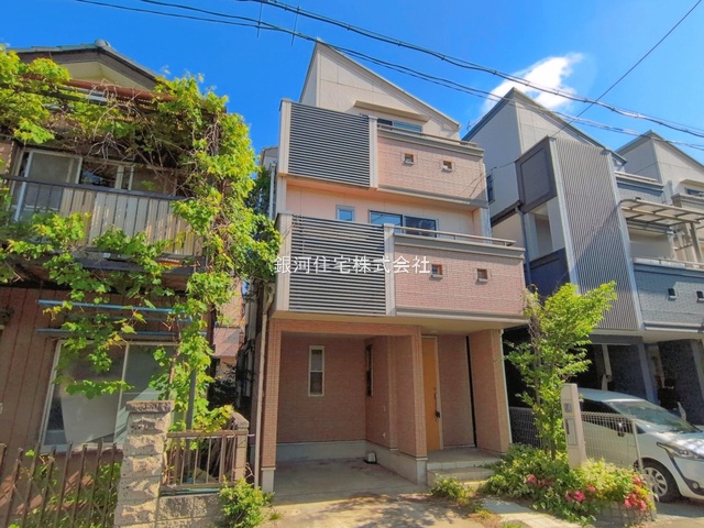 G00393692 埼玉県川口市大字伊刈 中古一戸建て 2899万円 土地面積67.92m² (約20.54坪) 建物面積96.12m² (約29.07坪) 間取り４ＬＤＫ 築年月2007年09月(築18年)【外観7】