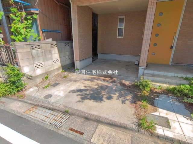 G00393692 埼玉県川口市大字伊刈 中古一戸建て 2899万円 土地面積67.92m² (約20.54坪) 建物面積96.12m² (約29.07坪) 間取り４ＬＤＫ 築年月2007年09月(築18年)【外観13】
