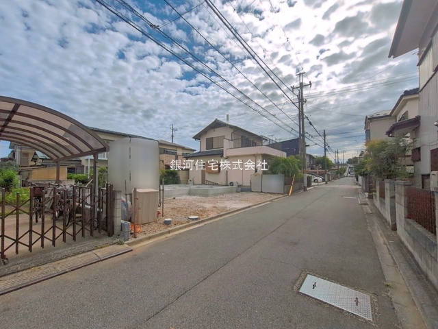 G00393693 千葉県船橋市松が丘２丁目 新築一戸建て 3690万円 土地面積155.55m² (約47.05坪) 建物面積100.60m² (約30.43坪) 間取り４ＬＤＫ 築年月2026年08月【外観3】