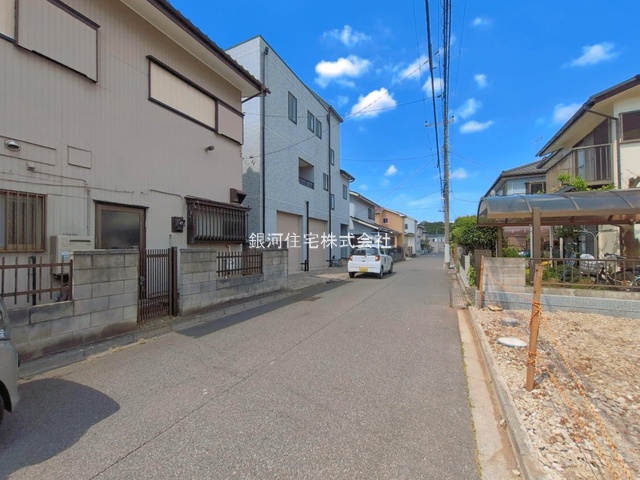 G00393693 千葉県船橋市松が丘２丁目 新築一戸建て 3690万円 土地面積155.55m² (約47.05坪) 建物面積100.60m² (約30.43坪) 間取り４ＬＤＫ 築年月2026年08月【外観11】