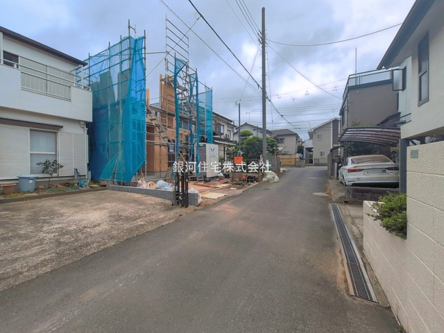 G00393694 千葉県船橋市八木が谷１丁目 新築一戸建て 3190万円 土地面積100.58m² (約30.42坪) 建物面積86.53m² (約26.17坪) 間取り３ＬＤＫ 築年月2026年07月【外観3】