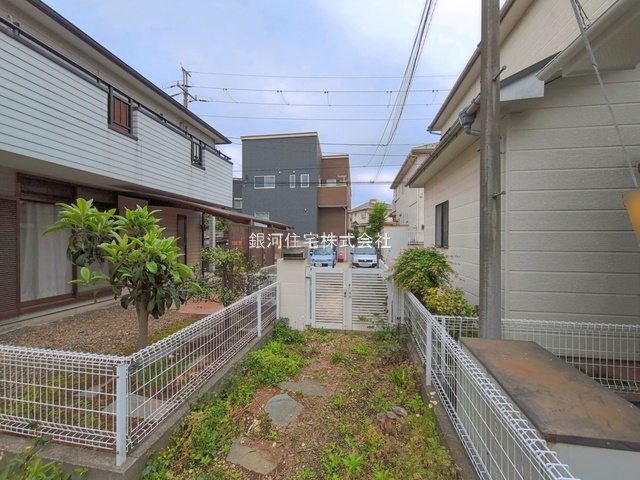 G00393715 千葉県千葉市若葉区若松町 中古一戸建て 2180万円 土地面積120.15m² (約36.34坪) 建物面積91.67m² (約27.73坪) 間取り４ＬＤＫ 築年月1995年09月(築30年)【外観11】