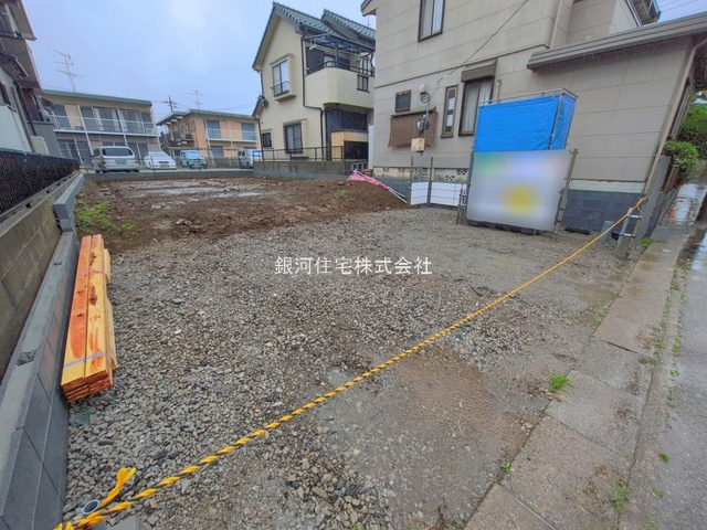 G00393717 埼玉県草加市稲荷４丁目 新築一戸建て 4880万円 土地面積168.64m² (約51.01坪) 建物面積109.71m² (約33.18坪) 間取り４ＬＤＫ 築年月2026年08月【外観17】
