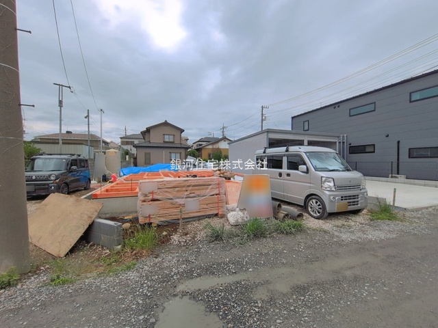 G00393720 埼玉県さいたま市見沼区堀崎町 新築一戸建て 4580万円 土地面積95.73m² (約28.95坪) 建物面積99.09m² (約29.97坪) 間取り３ＳＬＤＫ 築年月2026年09月【外観2】