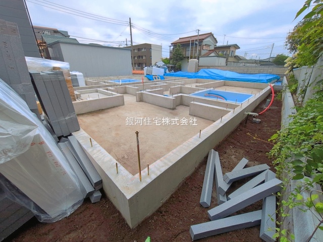 G00393722 埼玉県さいたま市見沼区堀崎町 新築一戸建て 4780万円 土地面積102.66m² (約31.05坪) 建物面積100.27m² (約30.33坪) 築年月2026年09月【外観2】
