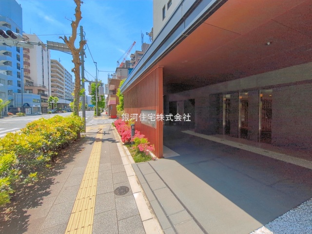 G00393729 東京都墨田区向島２丁目 中古マンション 5780万円 専有面積30.14m² (約9.11坪) 間取り１ＬＤＫ 所在階5階 築年月2018年07月(築7年)【外観6】