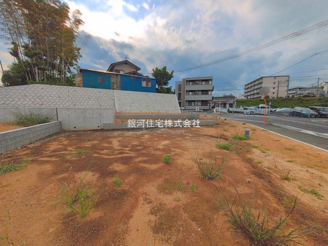 G00393787 神奈川県伊勢原市東大竹 土地 2860万円 土地面積127.36m² (約38.52坪)【外観4】