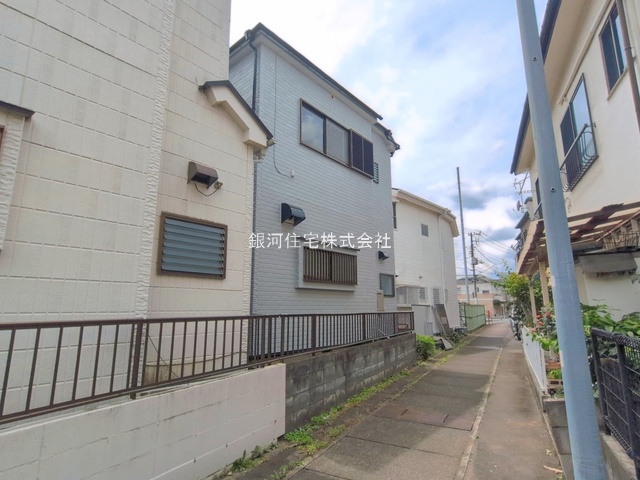 G00394558 東京都府中市住吉町３丁目 中古一戸建て 4090万円 土地面積66.19m² (約20.02坪) 建物面積95.95m² (約29.02坪) 間取り３ＬＤＫ 築年月1994年09月(築31年)【外観7】