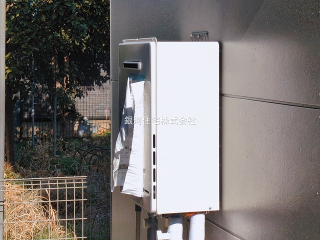 G00394606 埼玉県上尾市小泉７丁目 新築一戸建て 3298万円 土地面積119.37m² (約36.10坪) 建物面積104.33m² (約31.55坪) 間取り３ＬＤＫ 築年月2026年01月(築１年以内)【外観9】