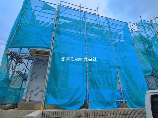 G00395125 神奈川県海老名市国分南３丁目 新築一戸建て 6190万円 土地面積133.74m² (約40.45坪) 建物面積104.33m² (約31.55坪) 間取り３ＳＬＤＫ 築年月2026年08月【外観4】