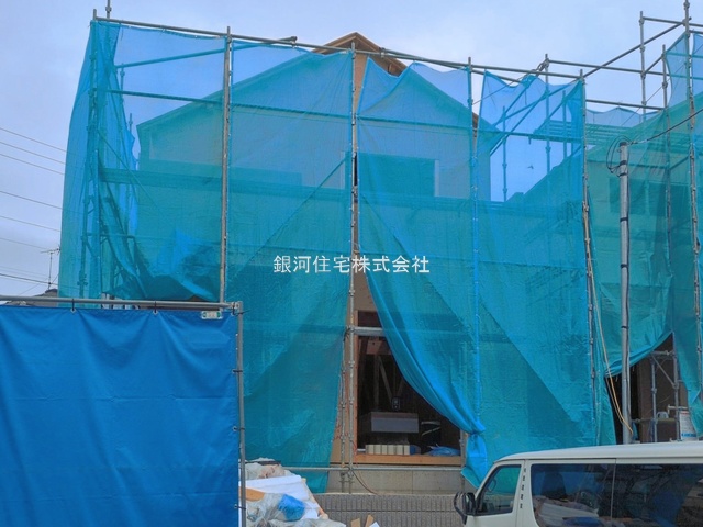 G00395125 神奈川県海老名市国分南３丁目 新築一戸建て 6190万円 土地面積133.74m² (約40.45坪) 建物面積104.33m² (約31.55坪) 間取り３ＳＬＤＫ 築年月2026年08月【外観12】
