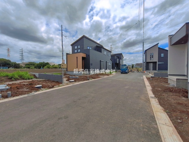 G00395160 千葉県船橋市旭町５丁目 新築一戸建て 4590万円 土地面積165.47m² (約50.05坪) 建物面積99.99m² (約30.24坪) 間取り４ＬＤＫ 築年月2026年07月(築１年以内)【外観9】