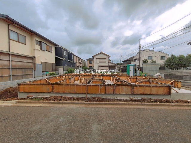 G00395281 千葉県船橋市南三咲２丁目 新築一戸建て 3490万円 土地面積91.27m² (約27.60坪) 建物面積89.84m² (約27.17坪) 間取り３ＬＤＫ 築年月2026年09月【外観6】