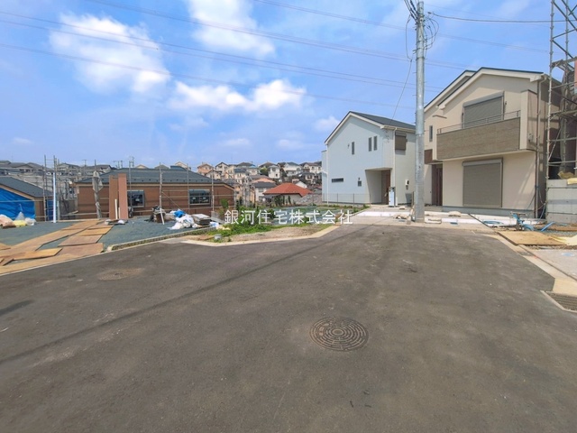 G00395283 神奈川県横浜市旭区東希望が丘 新築一戸建て 5690万円 土地面積100.74m² (約30.47坪) 建物面積100.20m² (約30.31坪) 間取り４ＬＤＫ 築年月2026年05月(築１年以内)【外観18】