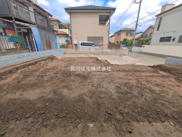 G00395300 埼玉県北本市石戸４丁目 新築一戸建て 3190万円 土地面積124.62m² (約37.69坪) 建物面積107.65m² (約32.56坪) 間取り４ＬＤＫ 築年月2026年10月【外観11】