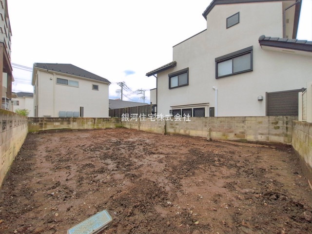 G00395304 東京都三鷹市井口４丁目 新築一戸建て 6380万円 土地面積93.18m² (約28.18坪) 建物面積74.11m² (約22.41坪) 間取り３ＬＤＫ 築年月2026年11月