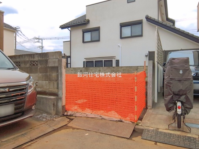 G00395304 東京都三鷹市井口４丁目 新築一戸建て 6380万円 土地面積93.18m² (約28.18坪) 建物面積74.11m² (約22.41坪) 間取り３ＬＤＫ 築年月2026年11月【外観2】