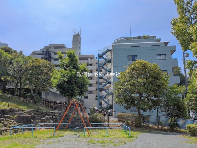 G00395320 神奈川県横浜市金沢区富岡東１丁目 中古マンション 3099万円 専有面積86.39m² (約26.13坪) 間取り３ＬＤＫ 所在階4階 築年月1990年03月(築36年)【外観11】
