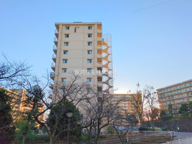 G00395437 神奈川県横浜市南区六ツ川３丁目 中古マンション 2099万円 専有面積68.83m² (約20.82坪) 間取り３ＬＤＫ 所在階6階 築年月1977年11月(築48年)【外観7】