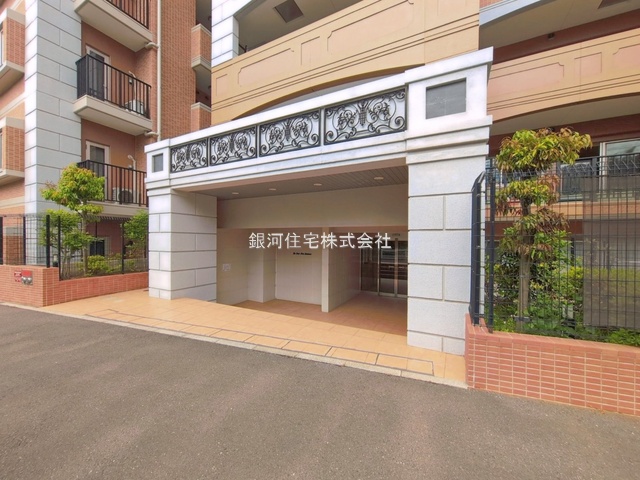 G00395531 神奈川県横浜市保土ヶ谷区上菅田町 中古マンション 2999万円 専有面積73.69m² (約22.29坪) 間取り３ＬＤＫ 所在階3階 築年月2008年02月(築18年)【外観5】
