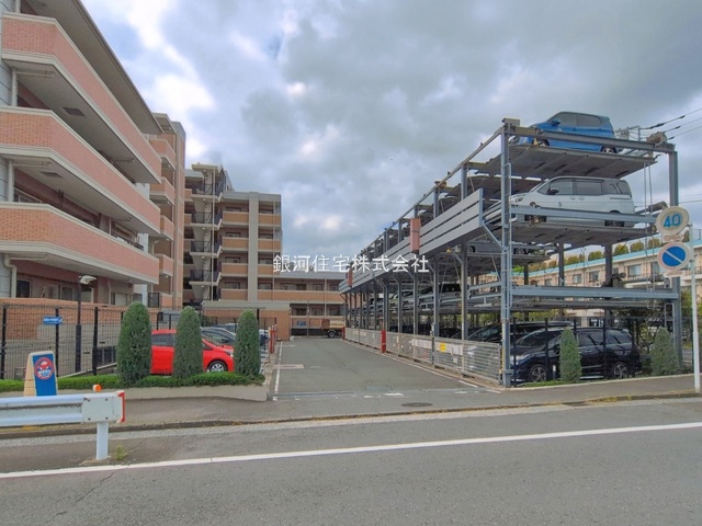 G00395531 神奈川県横浜市保土ヶ谷区上菅田町 中古マンション 2999万円 専有面積73.69m² (約22.29坪) 間取り３ＬＤＫ 所在階3階 築年月2008年02月(築18年)【外観7】