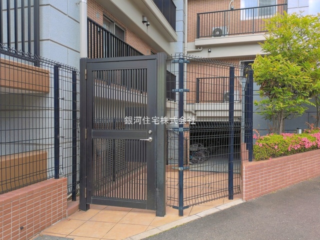 G00395531 神奈川県横浜市保土ヶ谷区上菅田町 中古マンション 2999万円 専有面積73.69m² (約22.29坪) 間取り３ＬＤＫ 所在階3階 築年月2008年02月(築18年)【外観9】
