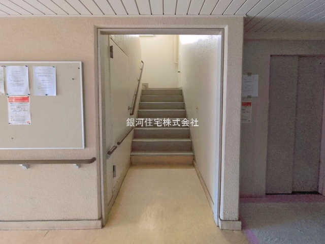 G00395691 神奈川県横浜市栄区桂町 中古マンション 2199万円 専有面積56.00m² (約16.93坪) 間取り２ＤＫ 所在階3階 築年月1981年04月(築45年)【外観15】