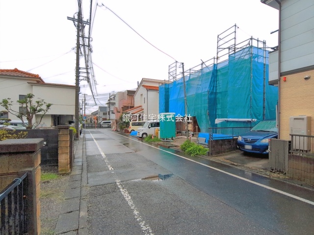 G00395930 東京都青梅市河辺町６丁目 新築一戸建て 4280万円 土地面積128.85m² (約38.97坪) 建物面積94.76m² (約28.66坪) 間取り４ＬＤＫ 築年月2026年10月【外観3】