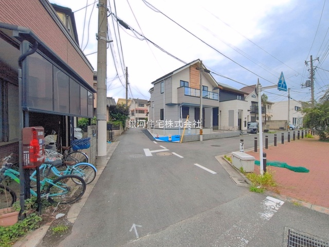 G00396239 東京都国立市北２丁目 新築一戸建て 9499万円 土地面積104.38m² (約31.57坪) 建物面積103.47m² (約31.29坪) 間取り４ＬＤＫ 築年月2026年06月(築１年以内)【外観8】