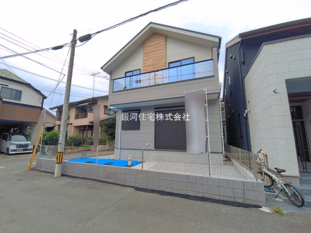 G00396239 東京都国立市北２丁目 新築一戸建て 9499万円 土地面積104.38m² (約31.57坪) 建物面積103.47m² (約31.29坪) 間取り４ＬＤＫ 築年月2026年06月(築１年以内)【外観10】