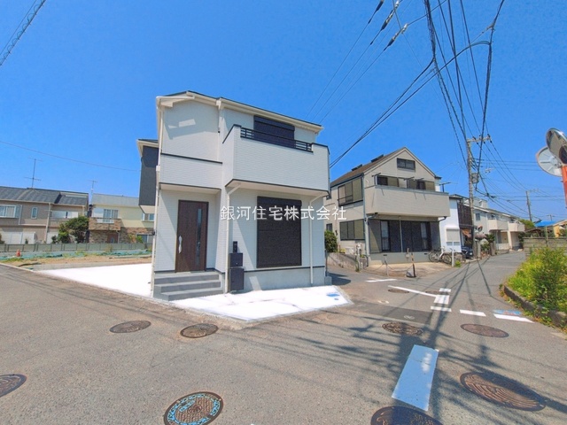 G00396289 神奈川県茅ヶ崎市浜之郷 新築一戸建て 5290万円 土地面積107.07m² (約32.38坪) 建物面積101.64m² (約30.74坪) 間取り４ＬＤＫ 築年月2026年07月(築１年以内)【外観3】