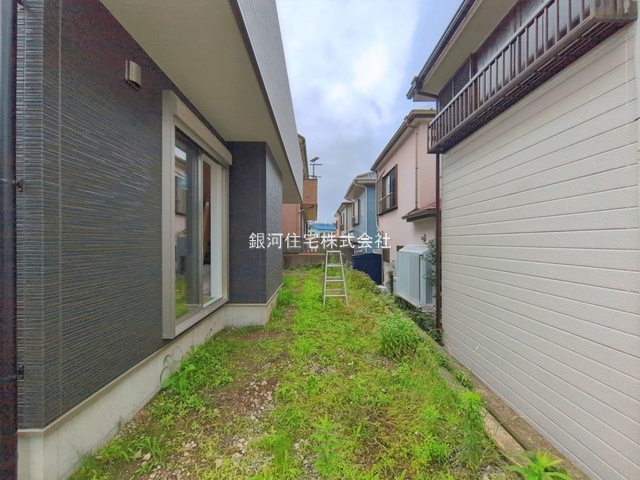 G00396295 神奈川県横須賀市太田和２丁目 新築一戸建て 3490万円 土地面積197.36m² (約59.70坪) 建物面積98.89m² (約29.91坪) 間取り４ＬＤＫ 築年月2026年07月(築１年以内)【外観17】