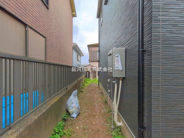 G00396295 神奈川県横須賀市太田和２丁目 新築一戸建て 3490万円 土地面積197.36m² (約59.70坪) 建物面積98.89m² (約29.91坪) 間取り４ＬＤＫ 築年月2026年07月(築１年以内)【外観18】