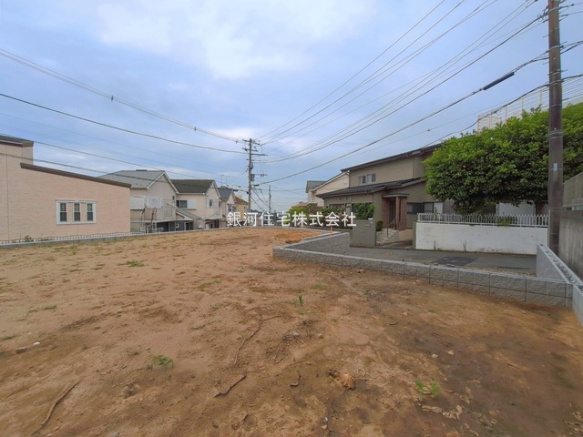 G00396302 神奈川県横浜市金沢区富岡西１丁目 新築一戸建て 6580万円 土地面積183.16m² (約55.40坪) 建物面積105.99m² (約32.06坪) 間取り４ＬＤＫ 築年月2026年11月【外観15】