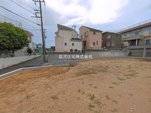 G00396302 神奈川県横浜市金沢区富岡西１丁目 新築一戸建て 6580万円 土地面積183.16m² (約55.40坪) 建物面積105.99m² (約32.06坪) 間取り４ＬＤＫ 築年月2026年11月【外観16】