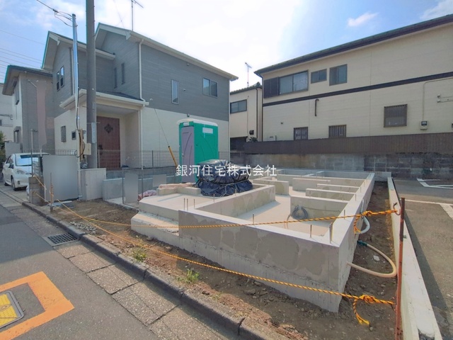 G00396309 埼玉県ふじみ野市鶴ヶ舞１丁目 新築一戸建て 3790万円 土地面積77.49m² (約23.44坪) 建物面積94.39m² (約28.55坪) 築年月2026年09月【外観4】