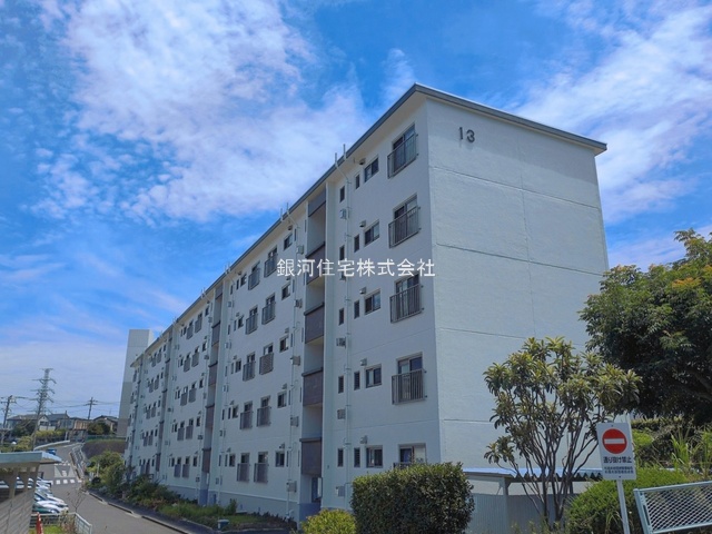 G00396406 神奈川県横浜市磯子区杉田７丁目 中古マンション 1690万円 専有面積56.91m² (約17.21坪) 間取り３ＤＫ 所在階3階 築年月1973年03月(築53年)【外観2】