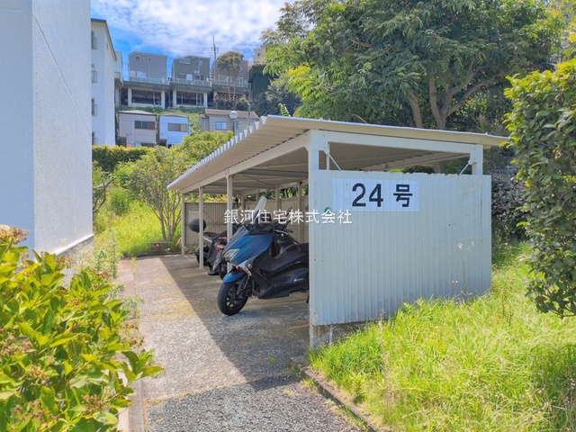 G00396406 神奈川県横浜市磯子区杉田７丁目 中古マンション 1690万円 専有面積56.91m² (約17.21坪) 間取り３ＤＫ 所在階3階 築年月1973年03月(築53年)【外観8】