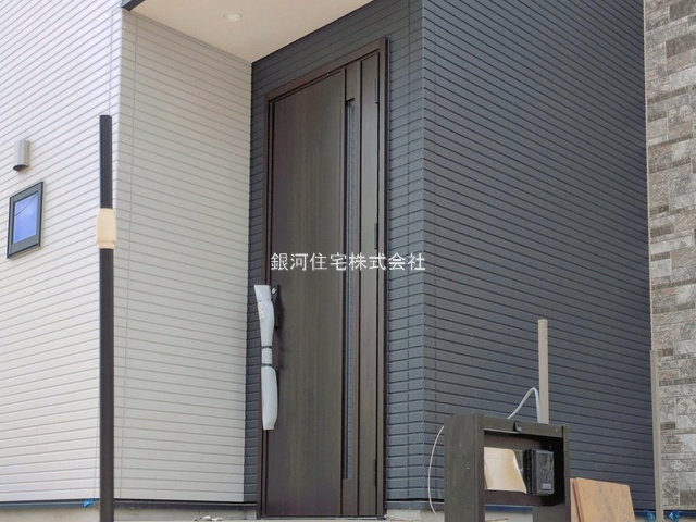G00396433 東京都町田市三輪緑山２丁目 新築一戸建て 5790万円 土地面積193.38m² (約58.49坪) 建物面積108.47m² (約32.81坪) 間取り４ＬＤＫ 築年月2026年08月(築１年以内)【外観7】